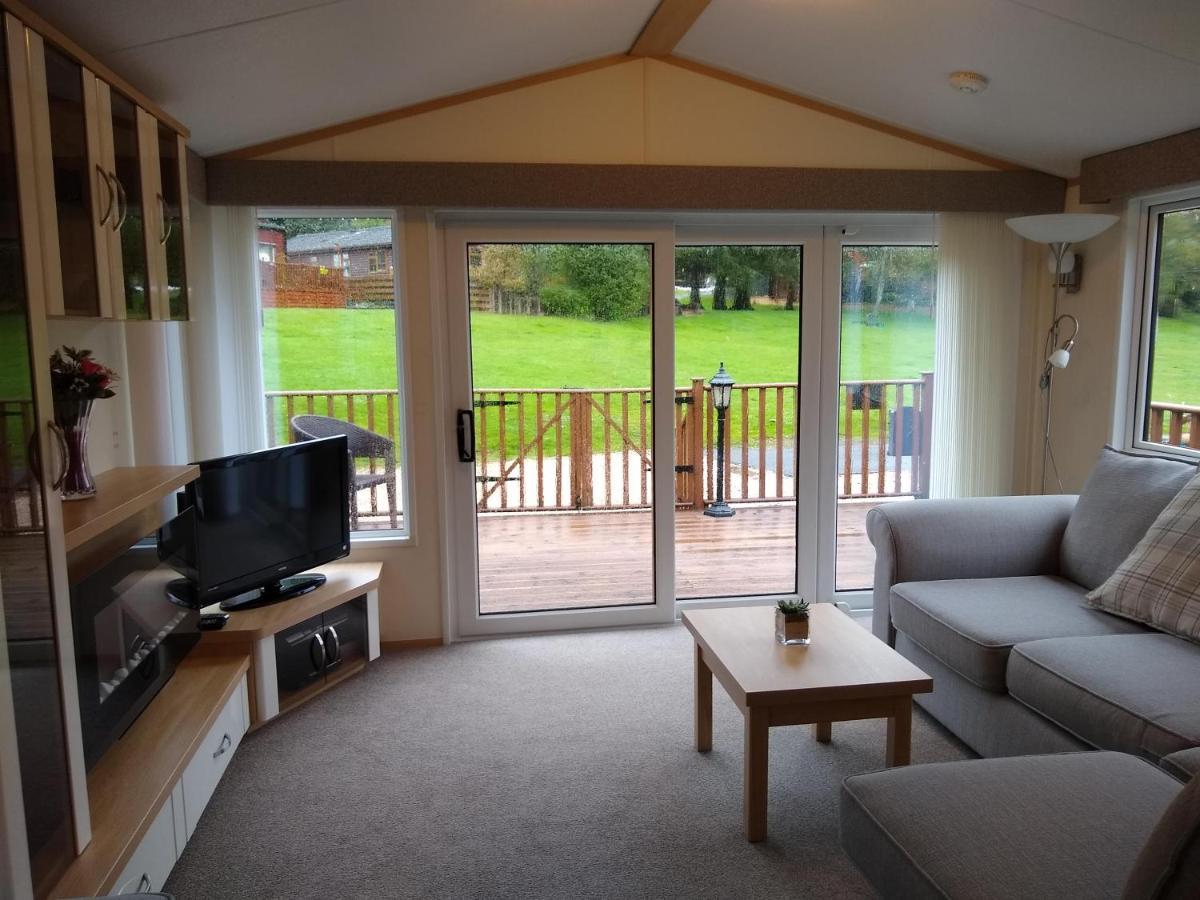 Lazy Days Lodge Glendevon Luaran gambar